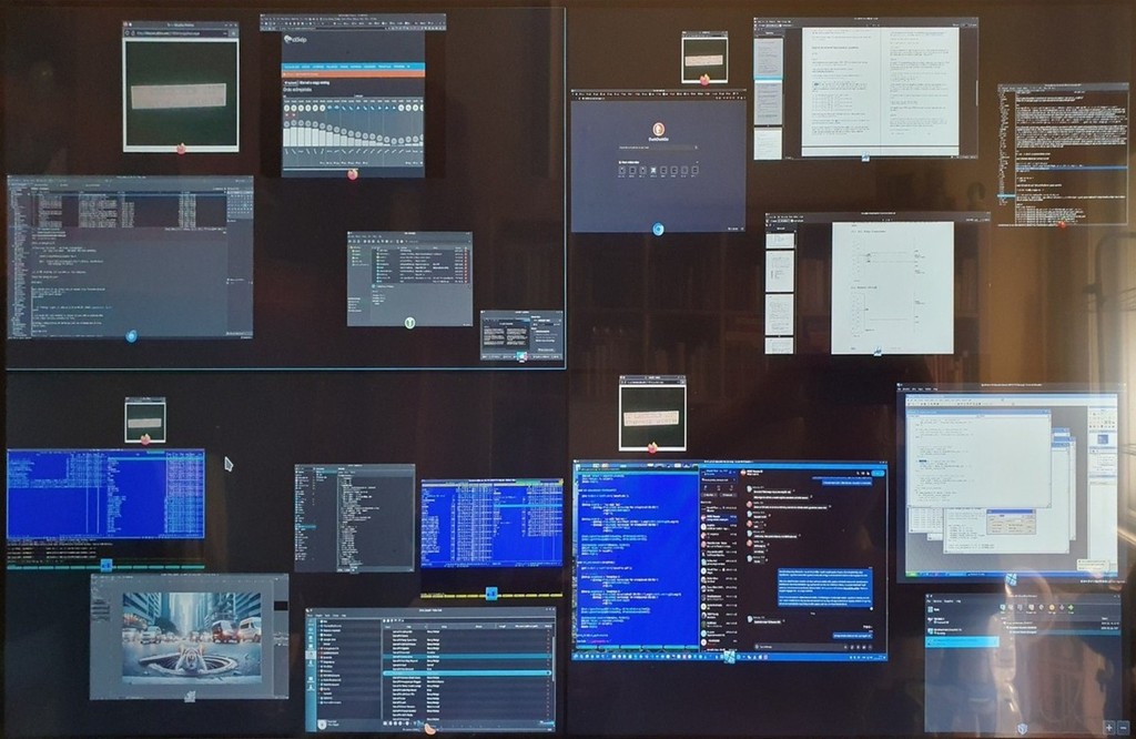 Debian, KDE, Windows 11, desktops, IDEs... Am I missing something?